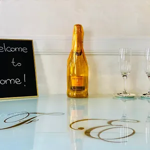 new-opening-frattinaelegance-suite.it-romehotels.com/